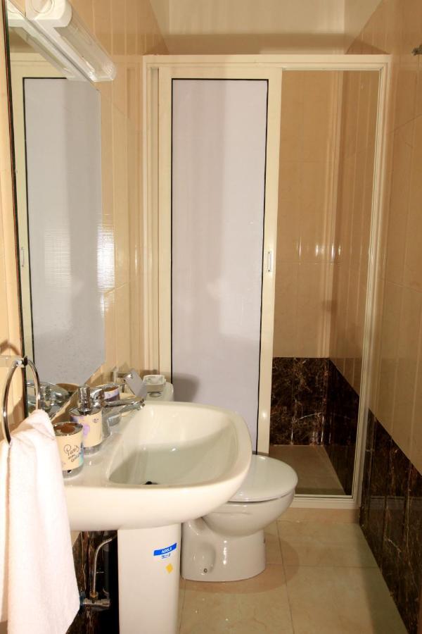Hotel Ichbilia فندق اشبيلية Marrakesh Luaran gambar